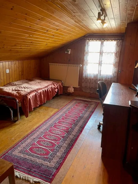 Charaktervolles Haus im Herzen des Dorfes mit freier Sicht - gutes Potenzial, *SMJ Habitat* – Foto 8 von 13