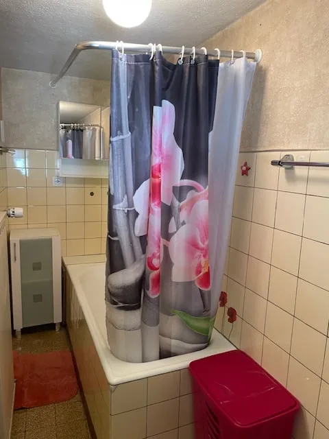 Charaktervolles Haus im Herzen des Dorfes mit freier Sicht - gutes Potenzial, *SMJ Habitat* – Foto 6 von 13