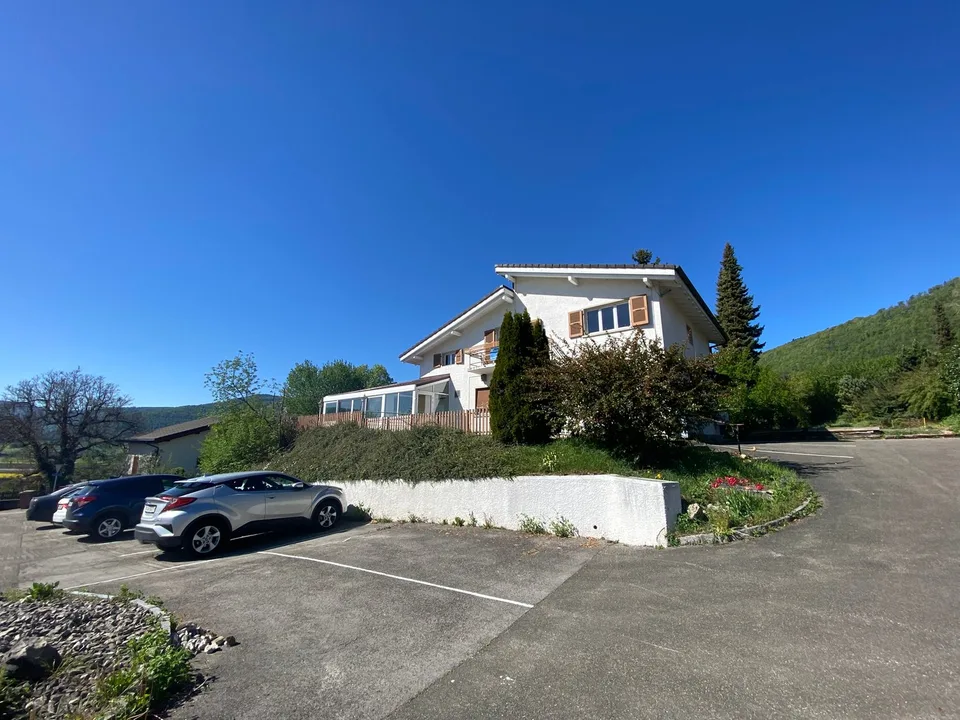 Villa, Boécourt - 595000