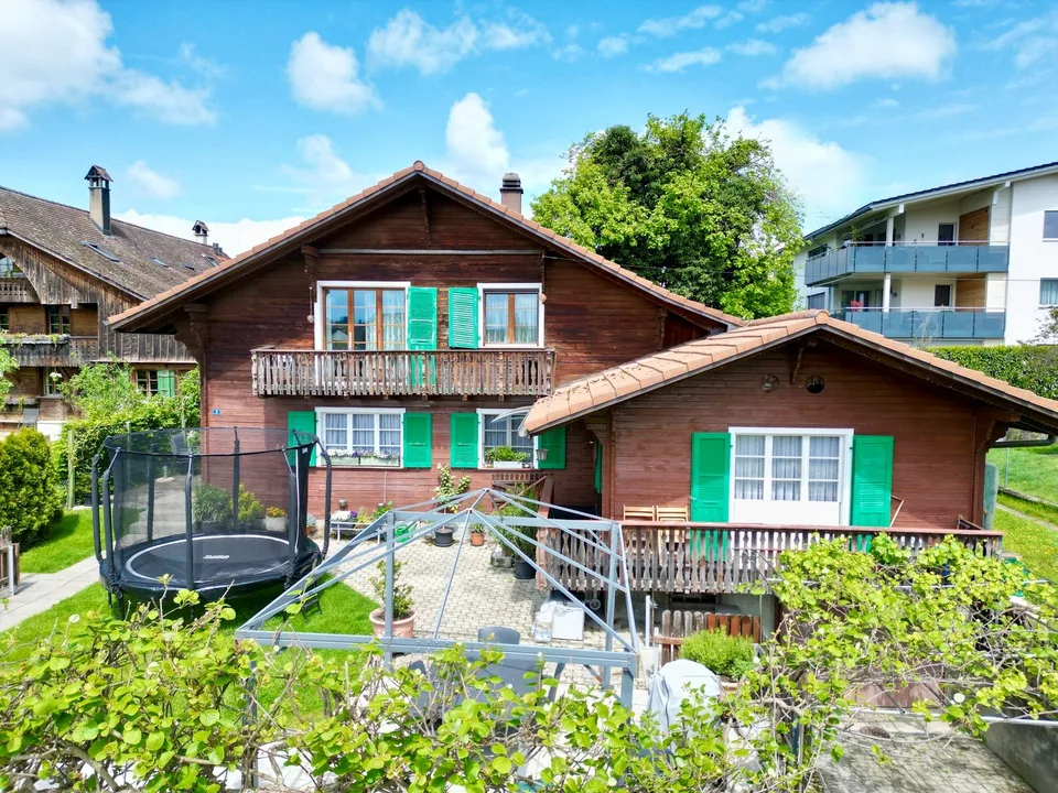 8 Zimmer Einfamilienhaus in Gurmels – Foto 1 von 8