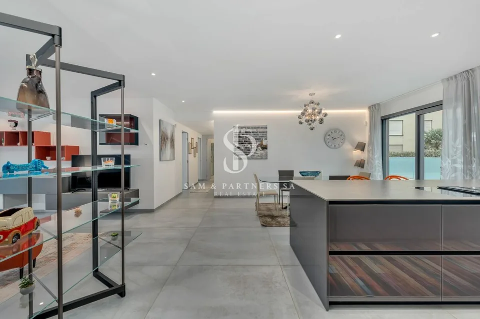 Appartamento con vista lago arredato copia