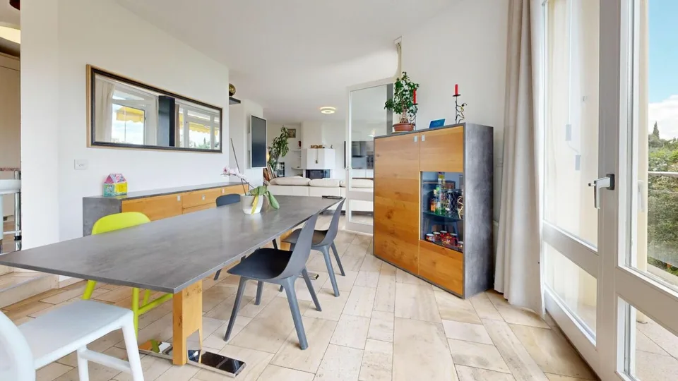 Familienvilla vor den Toren von Lausanne – Foto 8 von 30