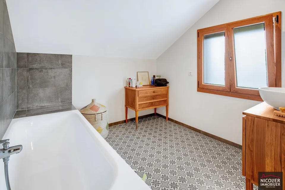Reserviert - Familienhaus mit 4,5 Zimmern + eine 2,5-Zimmer-Wohnung – Foto 7 von 11
