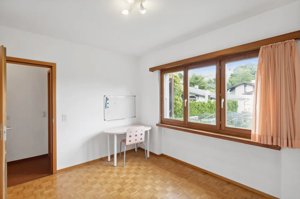 Schöne Wohnung mit gedecktem Parkplatz – Foto 9 von 13