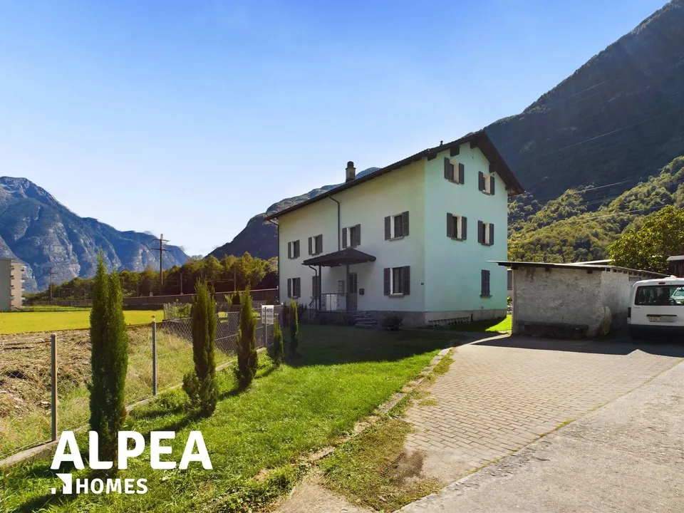 Condominio con giardino paradisiaco e ulteriori bungalow