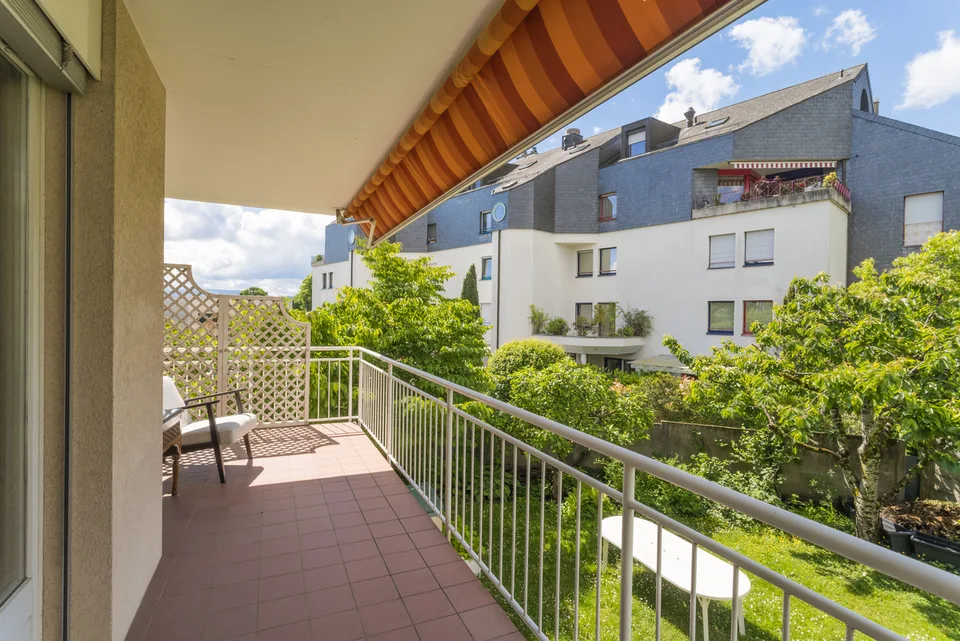 RÉSERVÉ - Appartement fonctionnel avec spacieux séjour et balcon