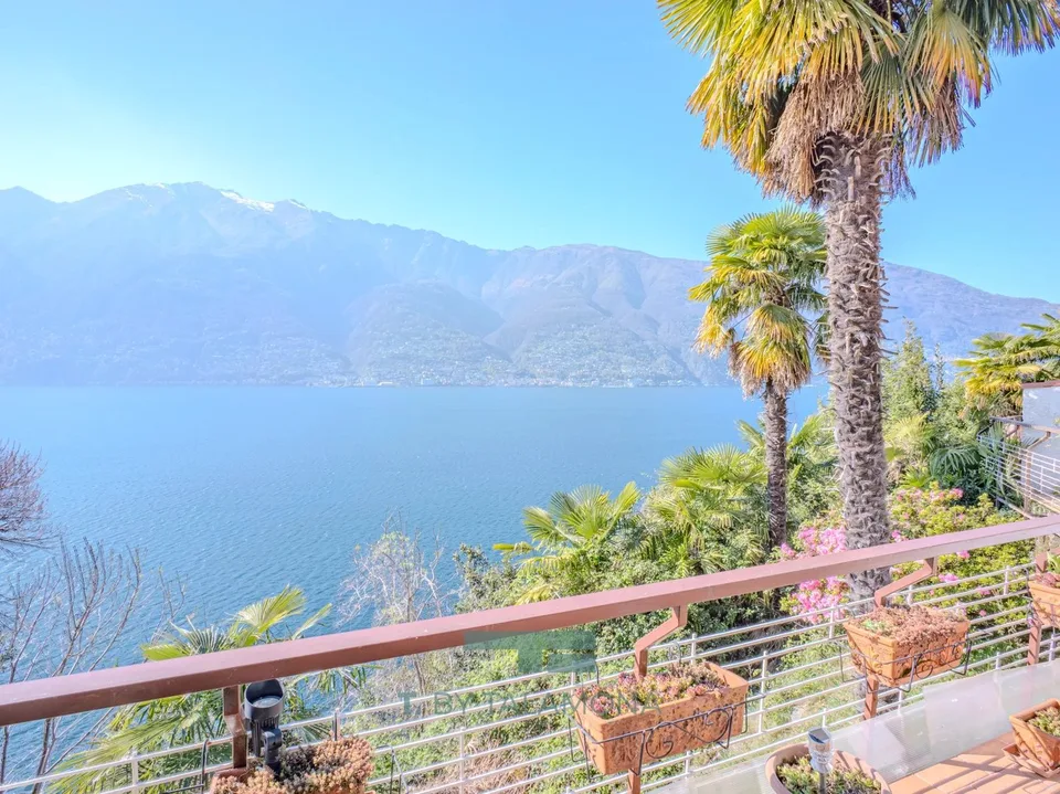 Möblierte Wohnung mit Seeblick in Tronzano Lago Maggiore