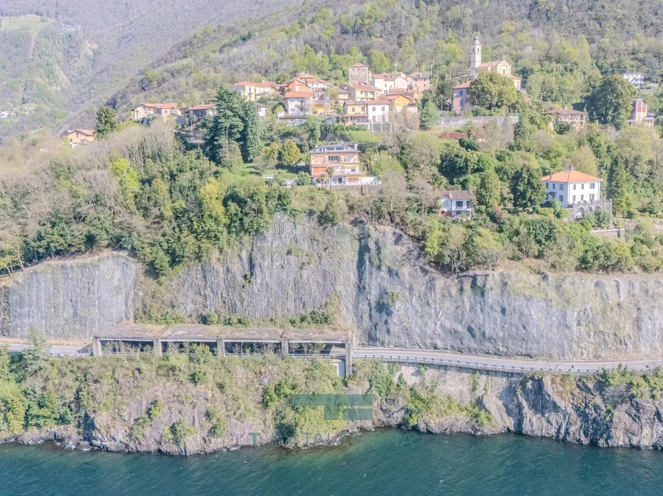 Appartement meublé avec vue sur le lac à Tronzano Lago Maggiore – photo 10 sur 13
