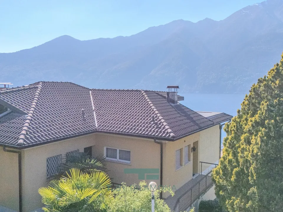 Appartement meublé avec vue sur le lac à Tronzano Lago Maggiore – photo 11 sur 13