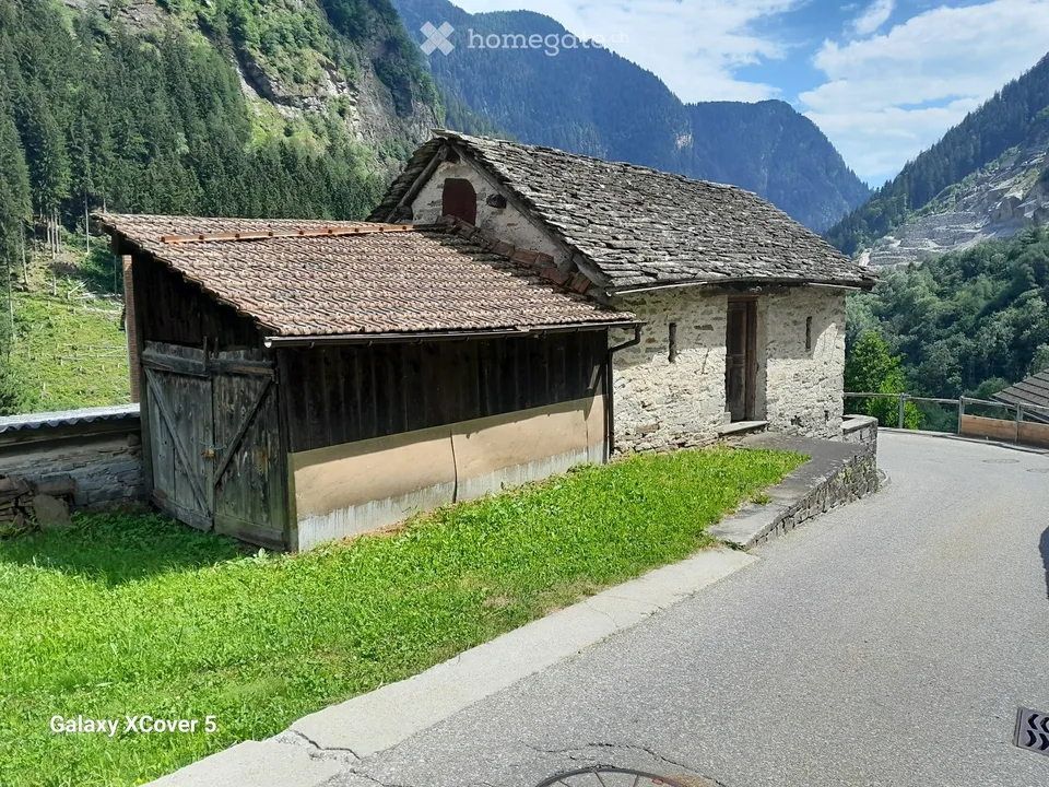 Vendo stalla in valle Calanca