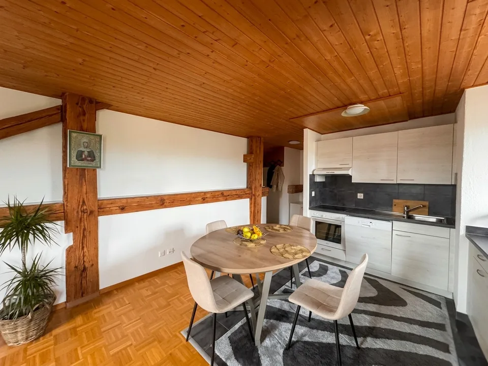Wohnung 2.5 Zimmer mansardiert - Sichere Vermietungsinvestition | Stadtzentrum von Romont