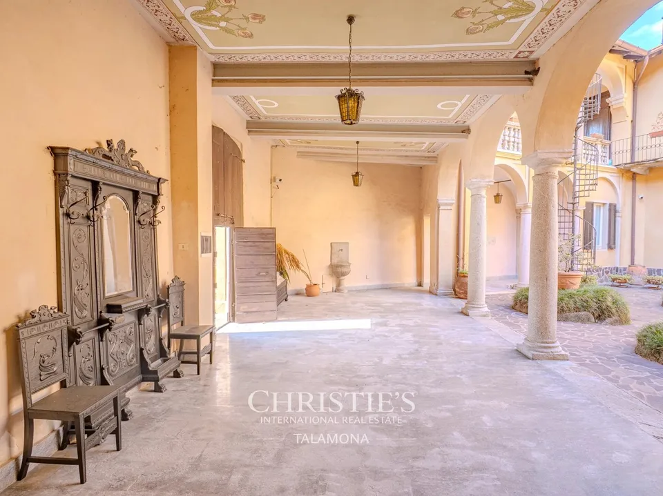 Palazzo Zamara - Residenza storica nel cuore di Porto Valtravaglia
