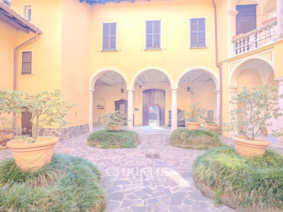 Palazzo Zamara - Residenza storica nel cuore di Porto Valtravaglia
