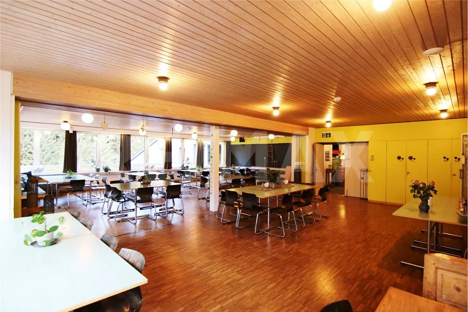 Gästehaus und Mehrzweckimmobilie mitten im Feriengebiet Lenzerheide – Foto 9 von 10