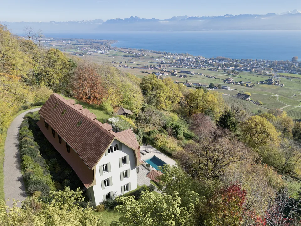 Villa d'exception avec vue panoramique sur le lac Léman