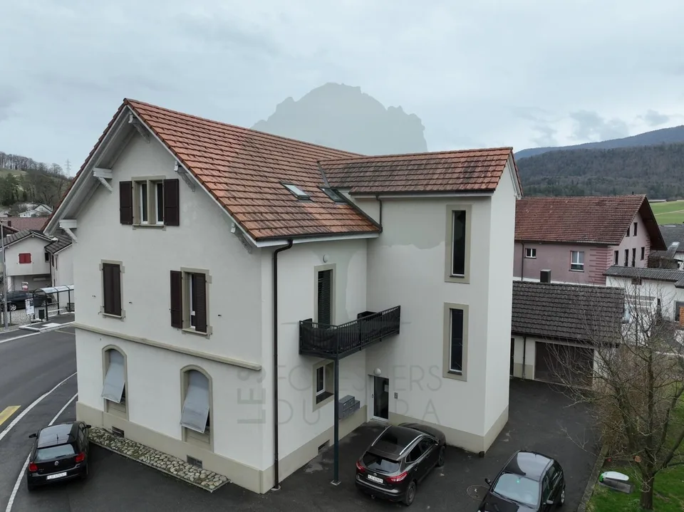 Meraviglioso edificio locativo di 5 appartamenti a Vicques