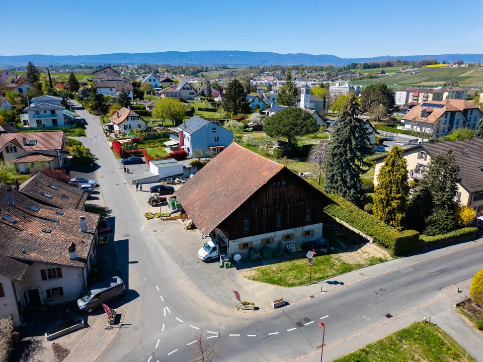 3,5 Zimmer mit Garten, Neubau im Zentrum des Dorfes