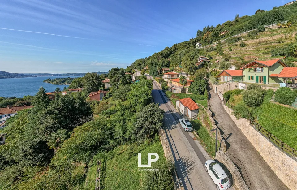 Villa San Giorgio con vista panoramica sul Lago Maggiore a Belgirate – foto 7 di 13