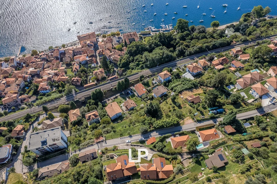 Villa San Giorgio con vista panoramica sul Lago Maggiore a Belgirate – foto 12 di 13