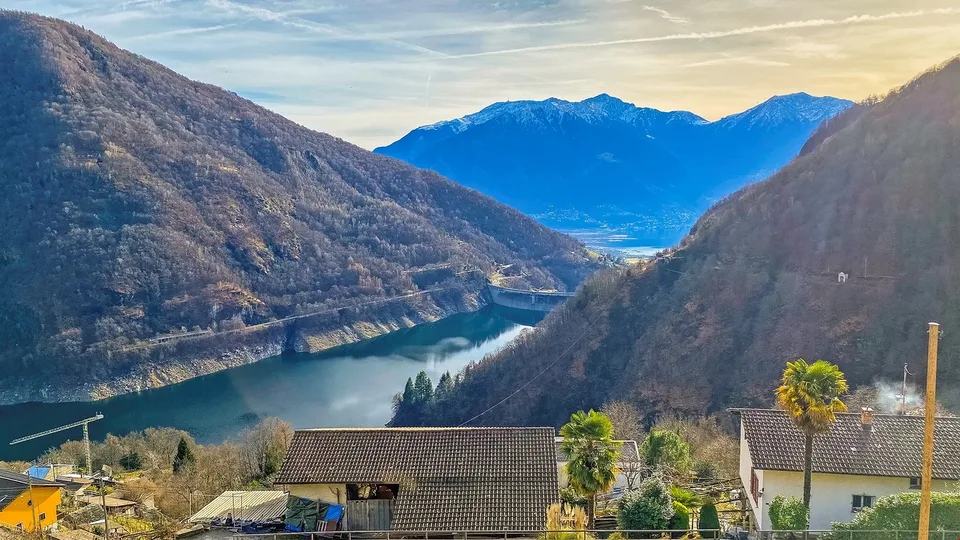 Terreno con progetto APPROVATO a Mergoscia