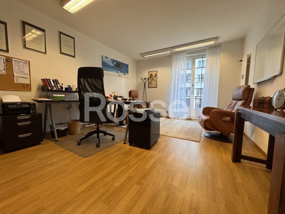 Surface administrative ou logement de 114m2