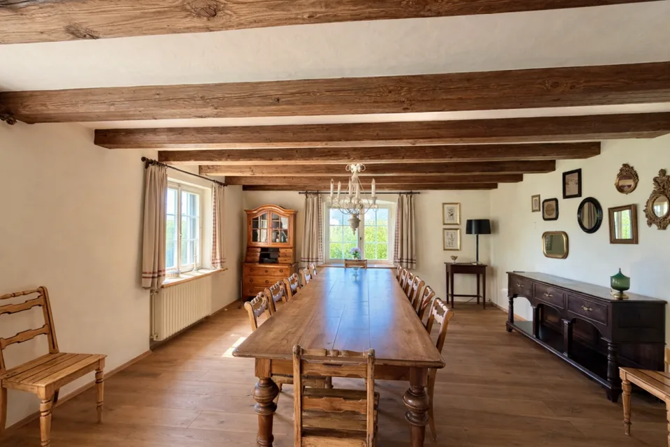 Casa di campagna di 8,5 locali con fabbricato accessorio: un'oasi con charme, anima e storia!
