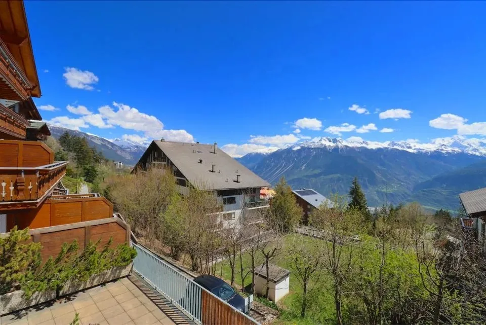 PPE lot in secondary residence with panoramic view