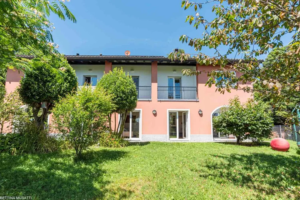 Elegantes Landhaus im Grünen am Fuße des Monte Lema – Foto 12 von 12