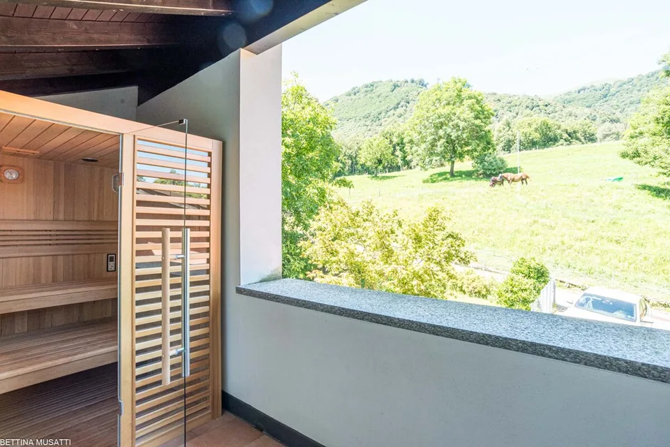 Elegantes Landhaus im Grünen am Fuße des Monte Lema – Foto 11 von 12