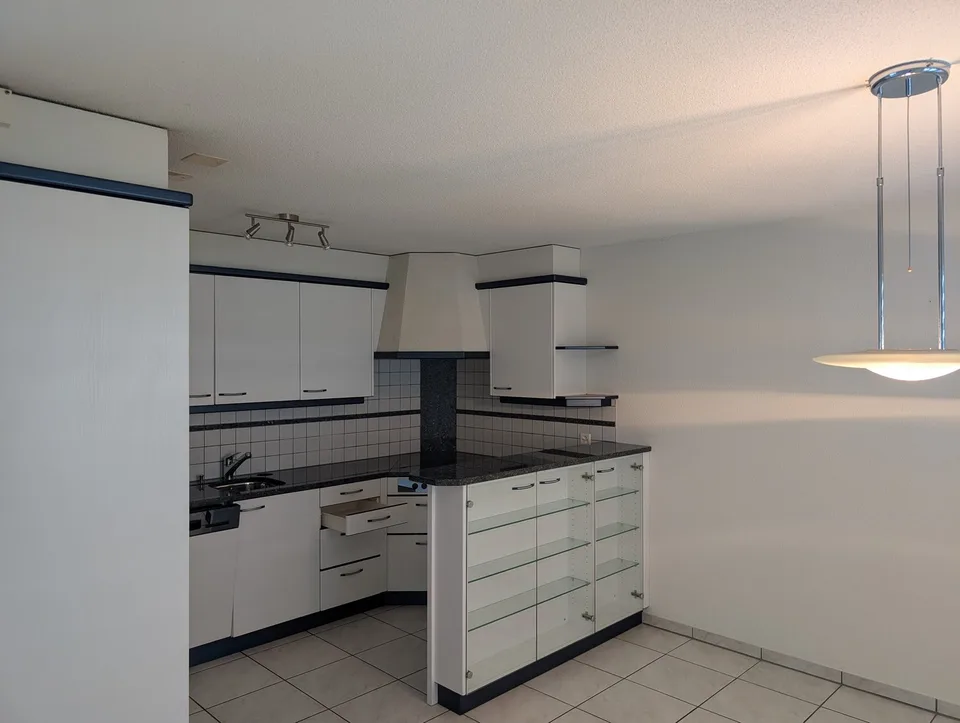 Incantevole appartamento di 3,5 locali in mansarda a Münsingen – Disponibile immediatamente!