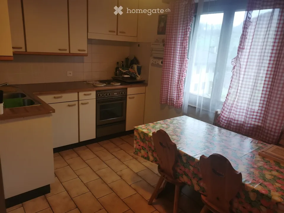 Verkauf einzigartiges Einfamilienhaus mit Garten in Olivone