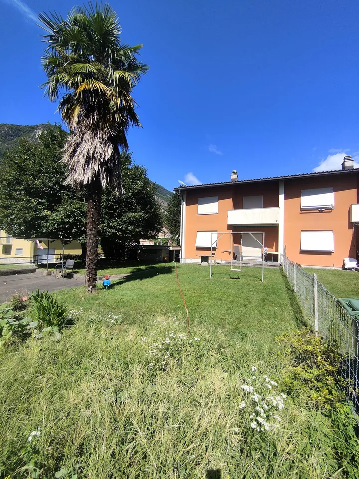 Einfamilienhaus in erster Reihe in Biasca