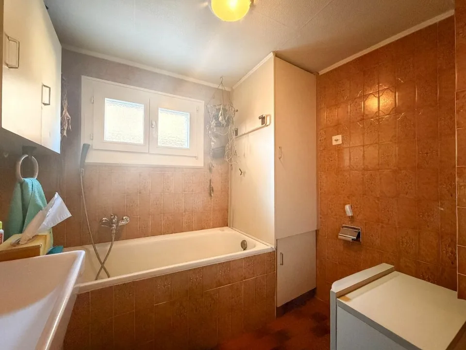 Casa villaggio con più appartamenti nel centro di Chippis – foto 11 di 17