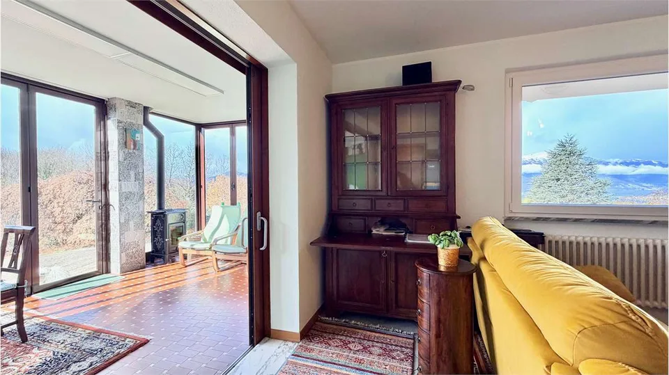 Stupendo appartamento con giardino molto curato in una posizione tranq – foto 6 di 13