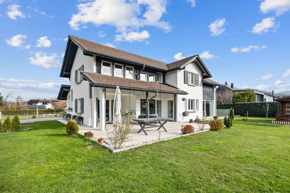 Magnifique maison de deux appartements