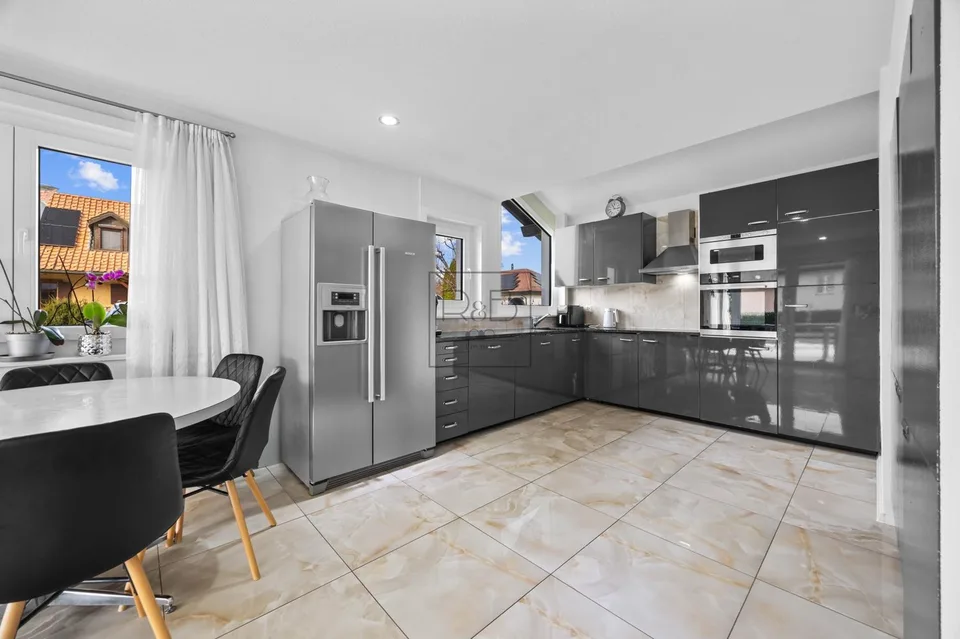 Magnifique maison de deux appartements