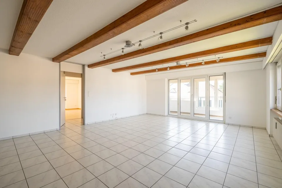 Appartamento di 4,5 locali con balcone a vetri in posizione attraente a Horn – foto 10 di 12