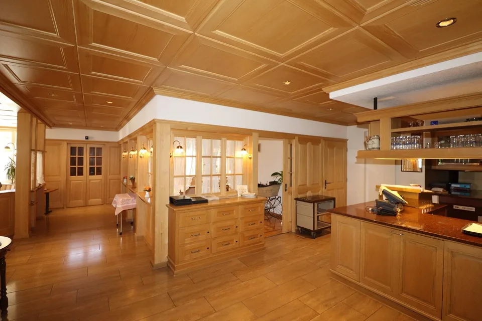 Restaurant traditionnel avec appartement au dernier étage à Diessbach près de Büren