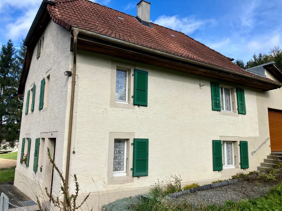 FONTENAIS Enorme potenziale con un terreno di 2'216 m² !!!
