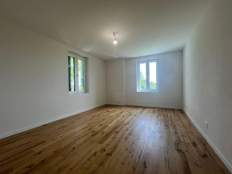 New triplex with 4.5 rooms / 3 bedrooms / 2 bathrooms / balcony / private garden