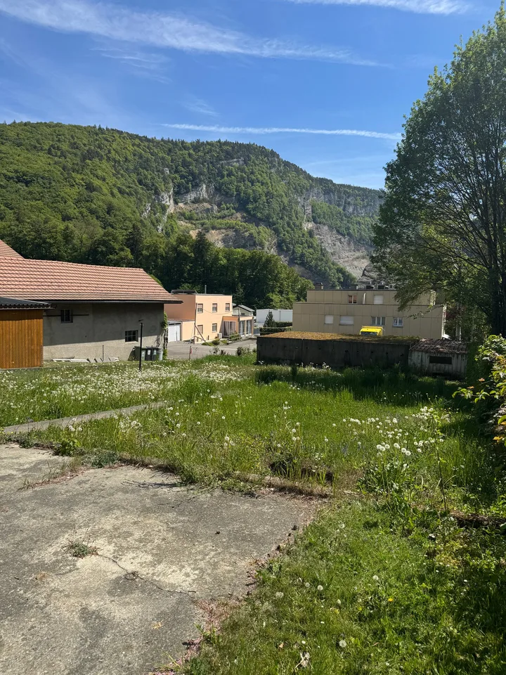 Buildable land with contemporary villa project and rental income – Péry – photo 7 of 16