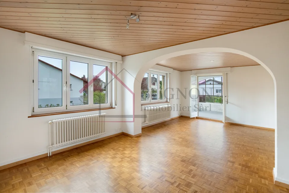 Villa für Familie mit Garten und ruhiger Umgebung