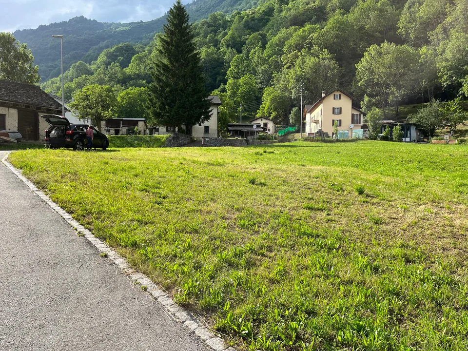 Terreno edificabile a Olivone
