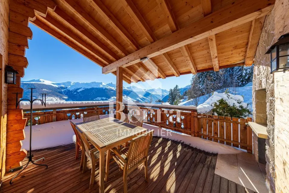 Magnifico chalet di lusso con vista panoramica sulle Alpi