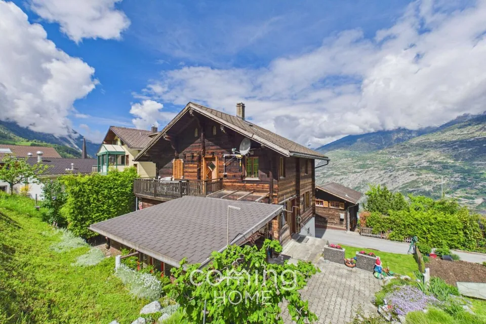 Vivre et construire à Ergisch - Chalet avec terrain à bâtir et emplacement ensoleillé offrant une vue imprenable