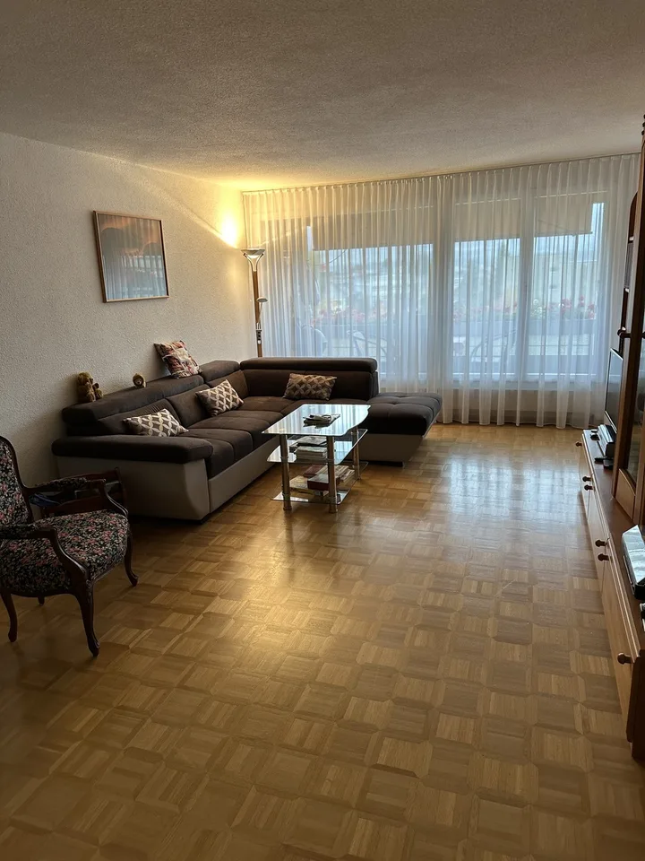 Vivere nel centro di Steffisburg - appartamento 3.5 locali con balcone e EHP