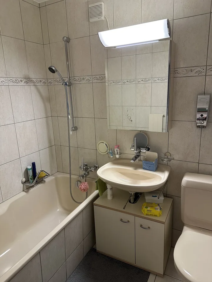 Vivere nel centro di Steffisburg - appartamento 3.5 locali con balcone e EHP