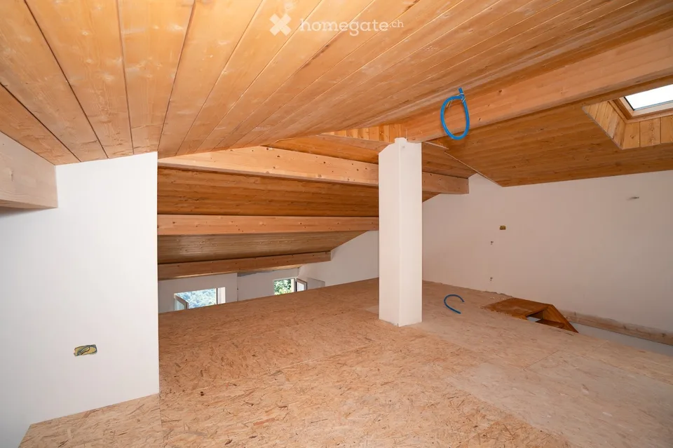 Historisches Haus mit Renovierung im Herzen von Treggia