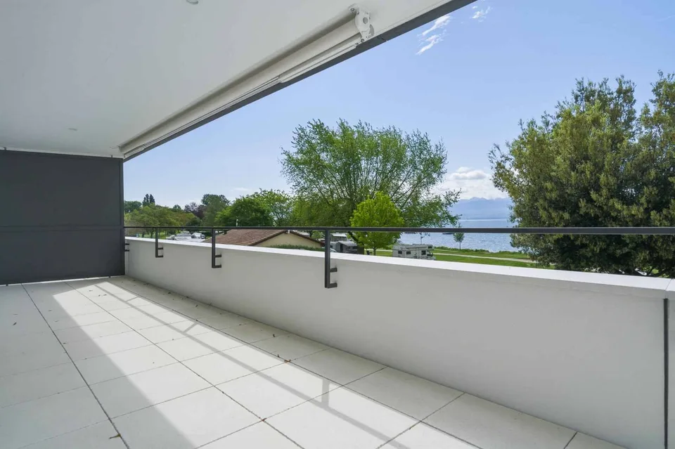 Appartement neuf de standing - 4.5 pièces en angle avec balcon de 76m² - Vue lac