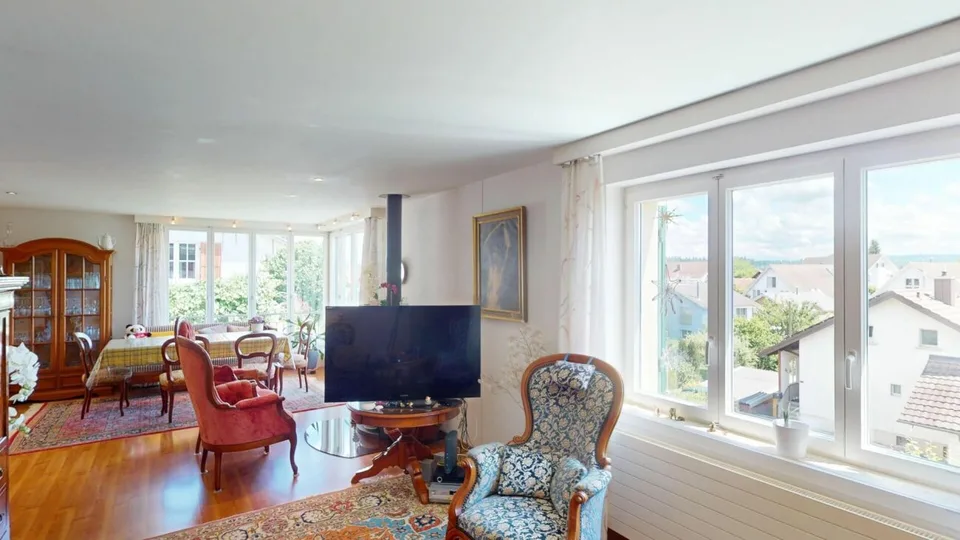 Single-family house with large garden and view of the Alps – photo 8 of 16
